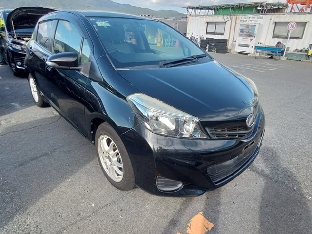 2012 Toyota Vitz