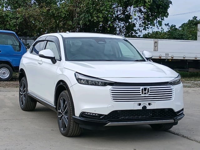 2025 Honda Vezel HV