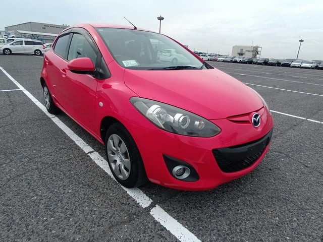 2013 Mazda Demio