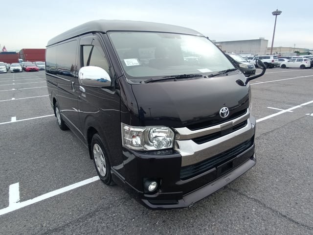 2018 Toyota Hiace V