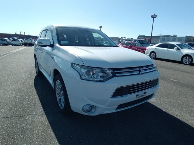 2013 Mitsubishi Outlander Phev
