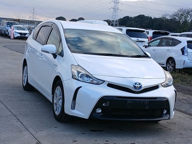2014 Toyota Prius Alpha