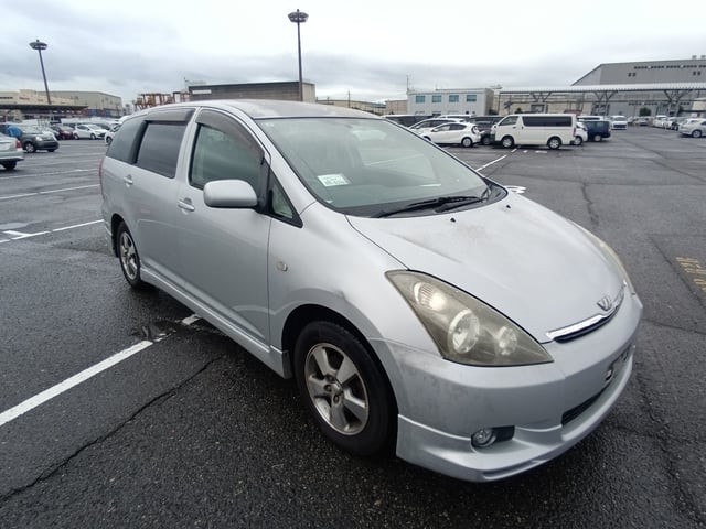 2003 Toyota Wish