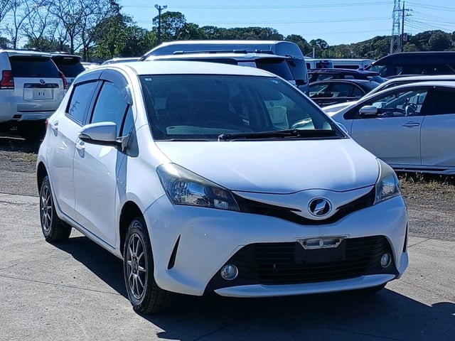 2015 Toyota Vitz