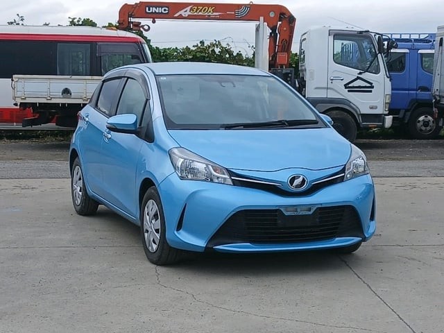 2015 Toyota Vitz
