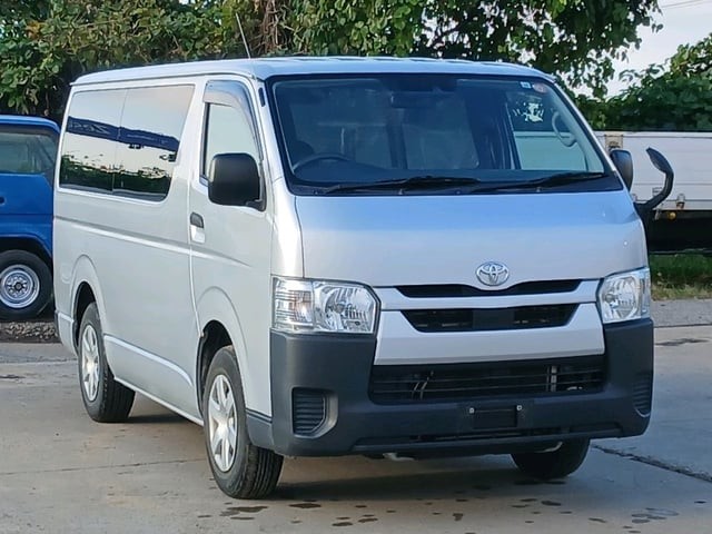 2022 Toyota Hiace V