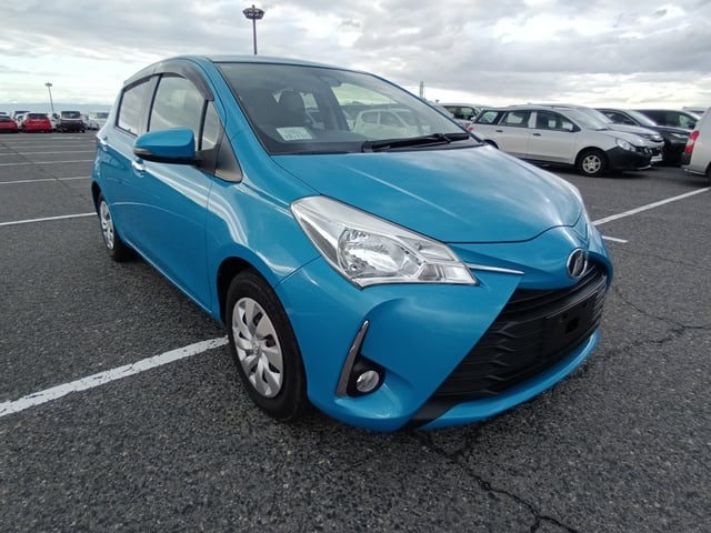 2017 Toyota Vitz