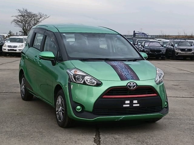 2016 Toyota Sienta