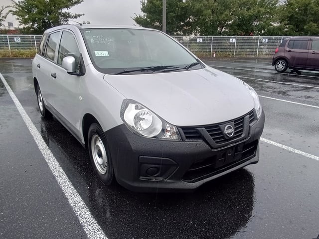 2021 Nissan AD VAN