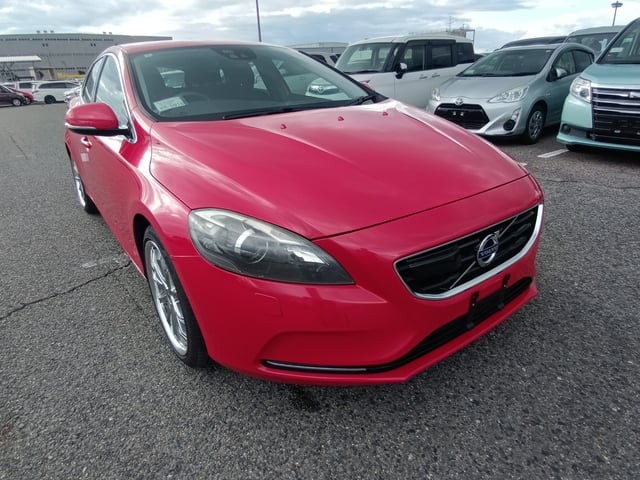 2014 Volvo V40