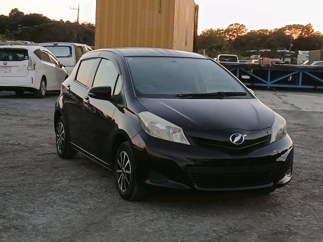 2013 Toyota Vitz