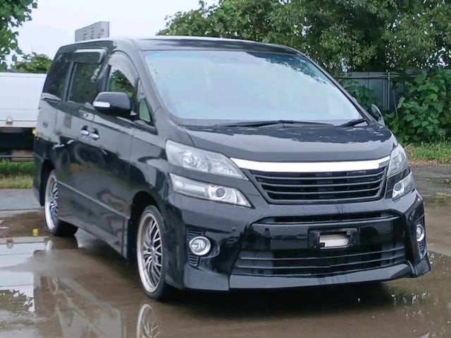 2014 Toyota Vellfire