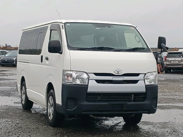 2018 Toyota Hiace V