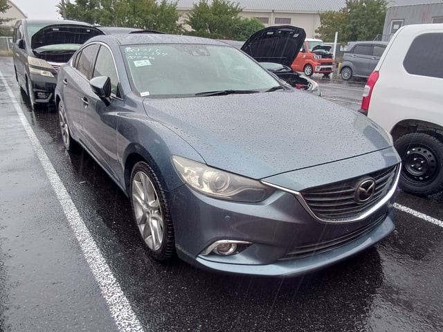 2012 Mazda Atenza