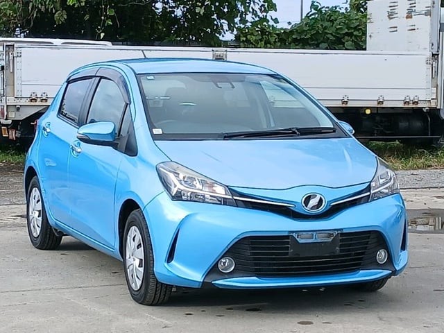 2016 Toyota Vitz