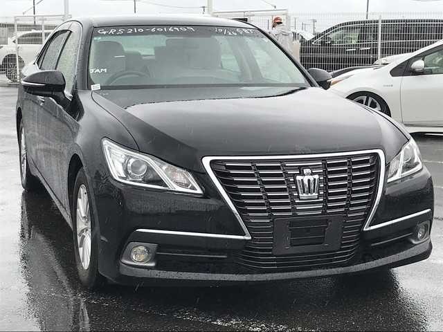 2015 Toyota Crown