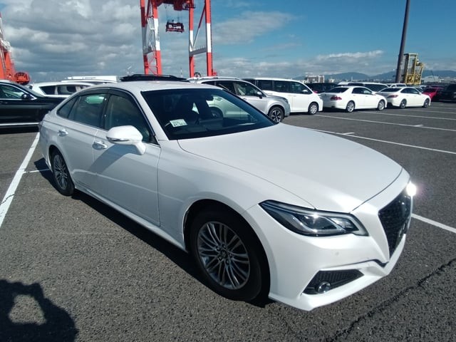 2021 Toyota Crown HV