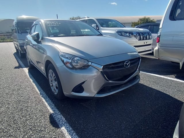 2015 Mazda Demio