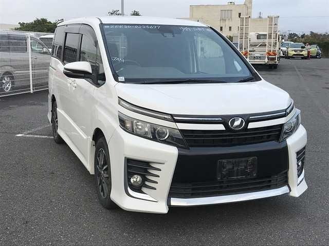 2016 Toyota Voxy