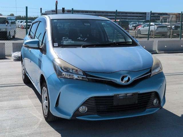 2015 Toyota Vitz