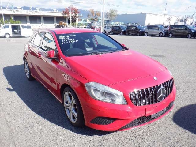 2013 Mercedes-Benz A180