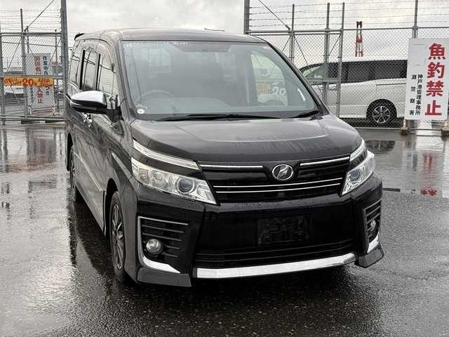 2015 Toyota Voxy