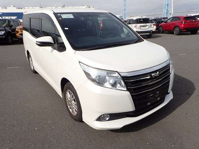 2015 Toyota Noah