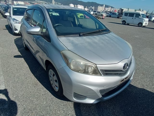 2013 Toyota Vitz