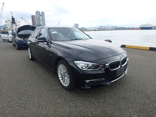 2013 BMW 320I