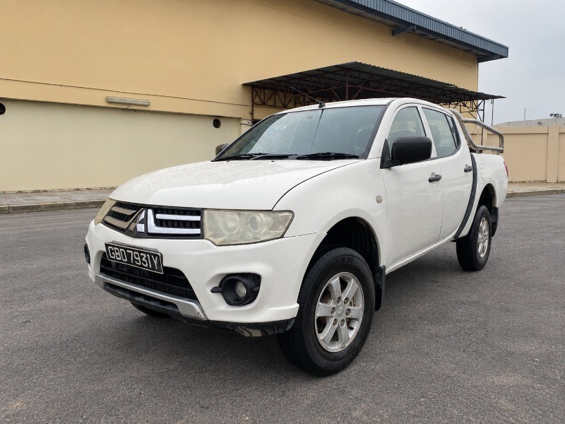 2015 Mitsubishi L200