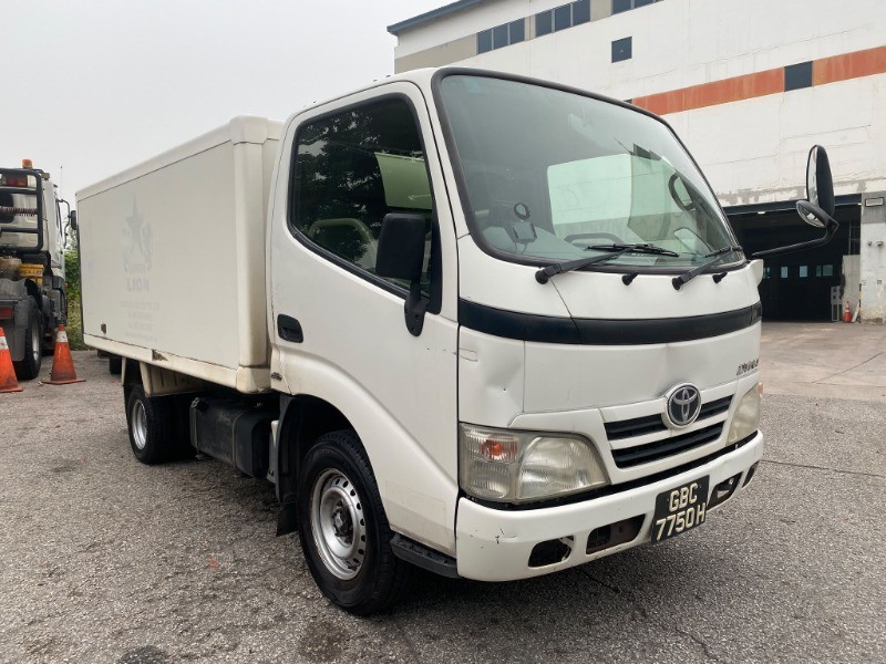 2013 Toyota Dyna
