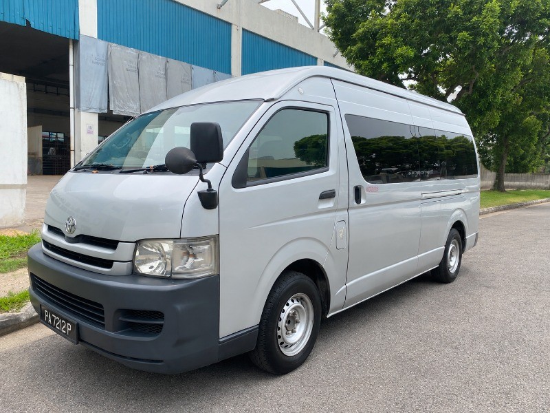 2007 Toyota Hiace Commuter