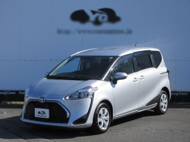 Toyota Sienta HV