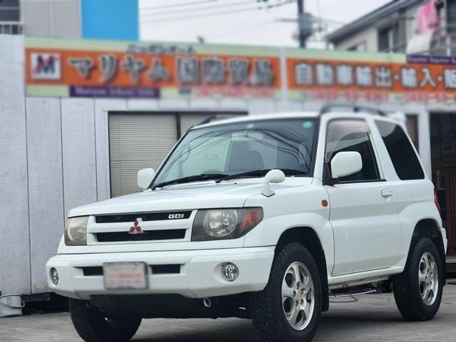 Mitsubishi Pajero IO