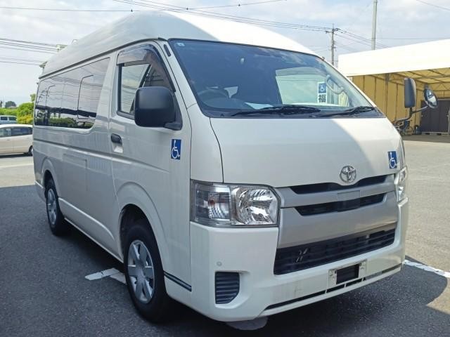 Toyota Hiace V