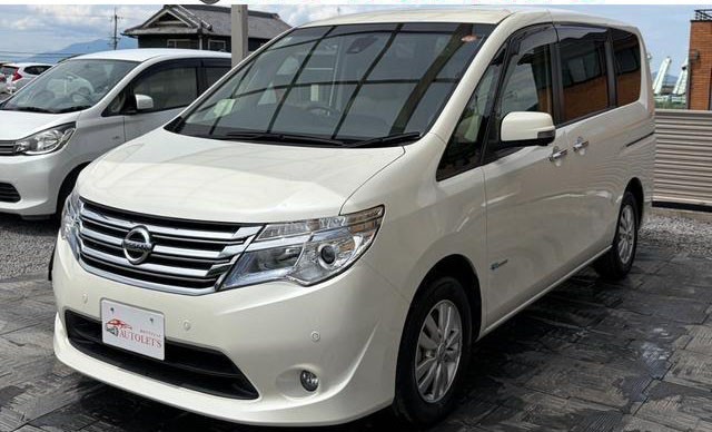 2015 Nissan Serena HV
