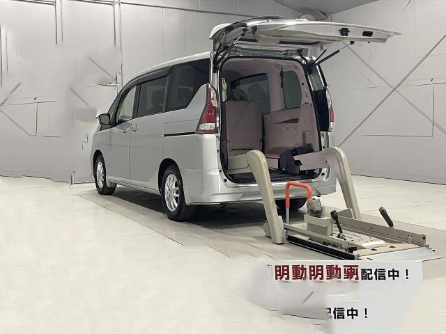 2017 Nissan Serena