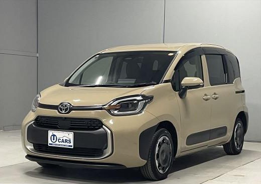 Toyota Sienta HV