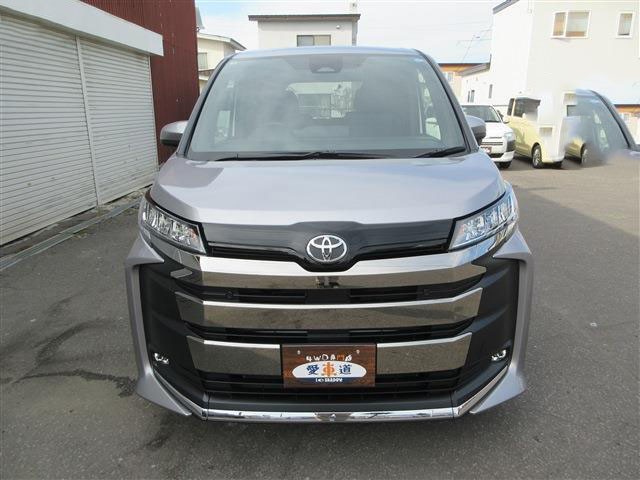 Toyota Noah HV