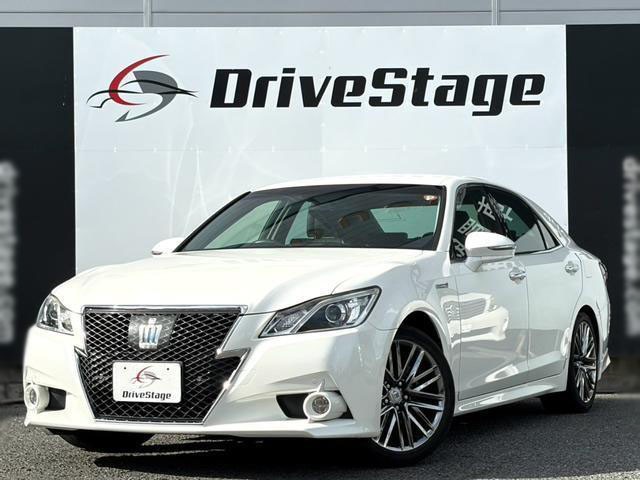 2013 Toyota Crown HV