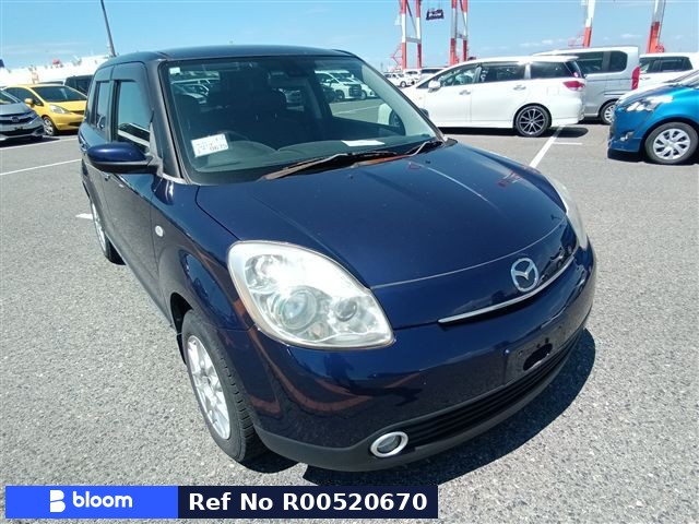 2005 Mazda Verisa