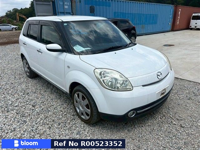 2008 Mazda Verisa