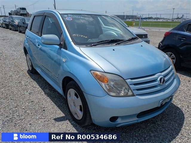 2005 Toyota IST