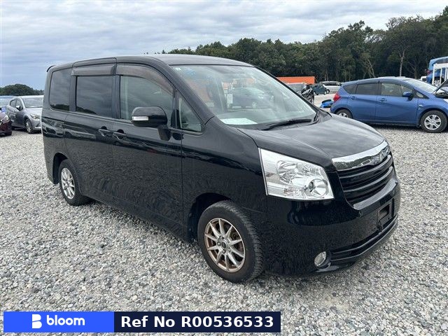 2009 Toyota Noah