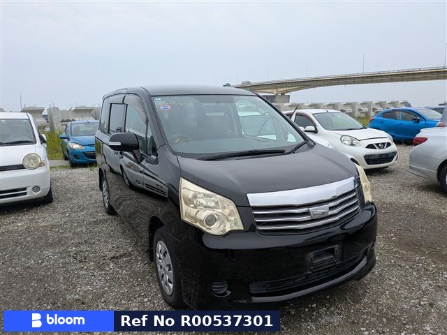2010 Toyota Noah
