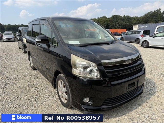 2009 Toyota Noah