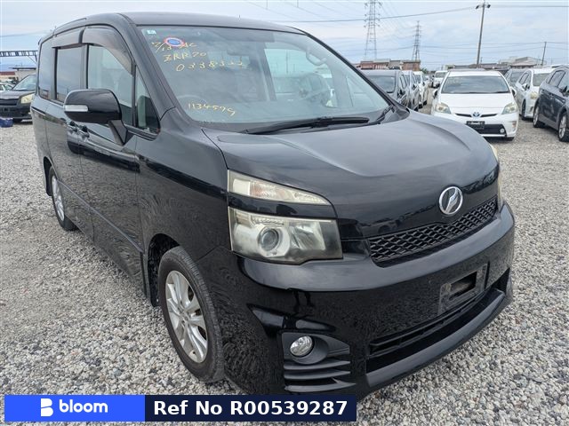 2010 Toyota Voxy