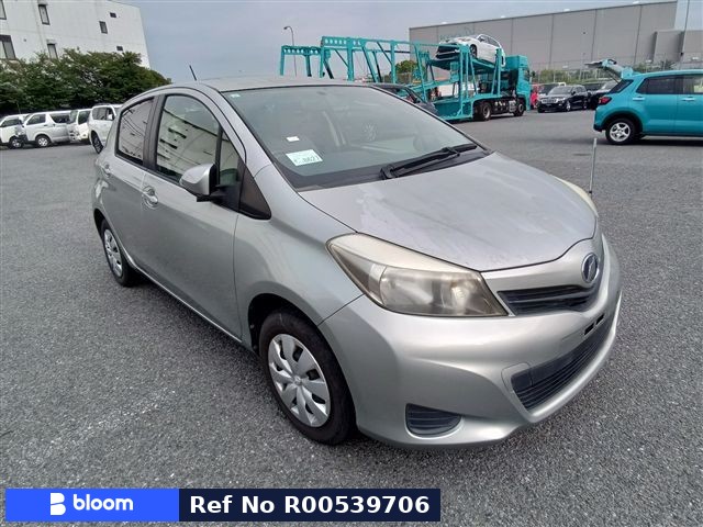 2011 Toyota Vitz
