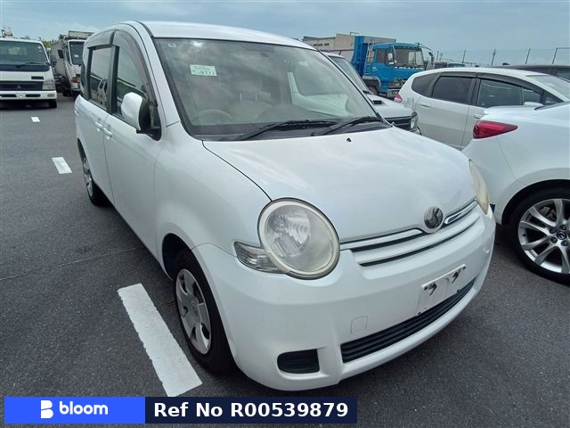 2010 Toyota Sienta
