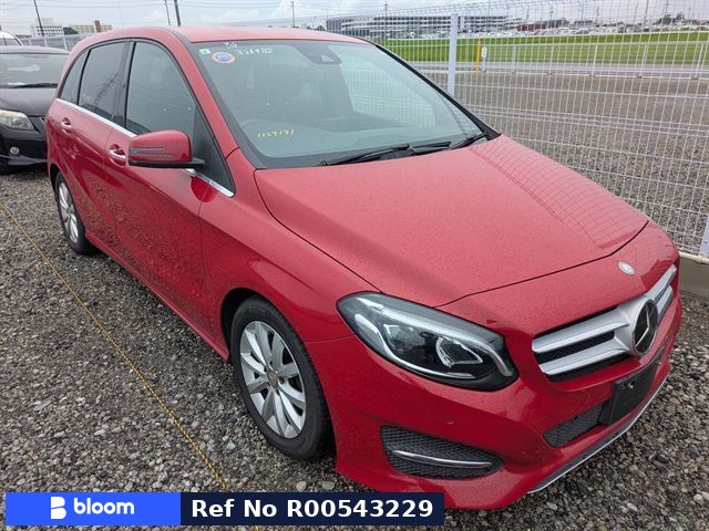 2015 Mercedes-Benz B180